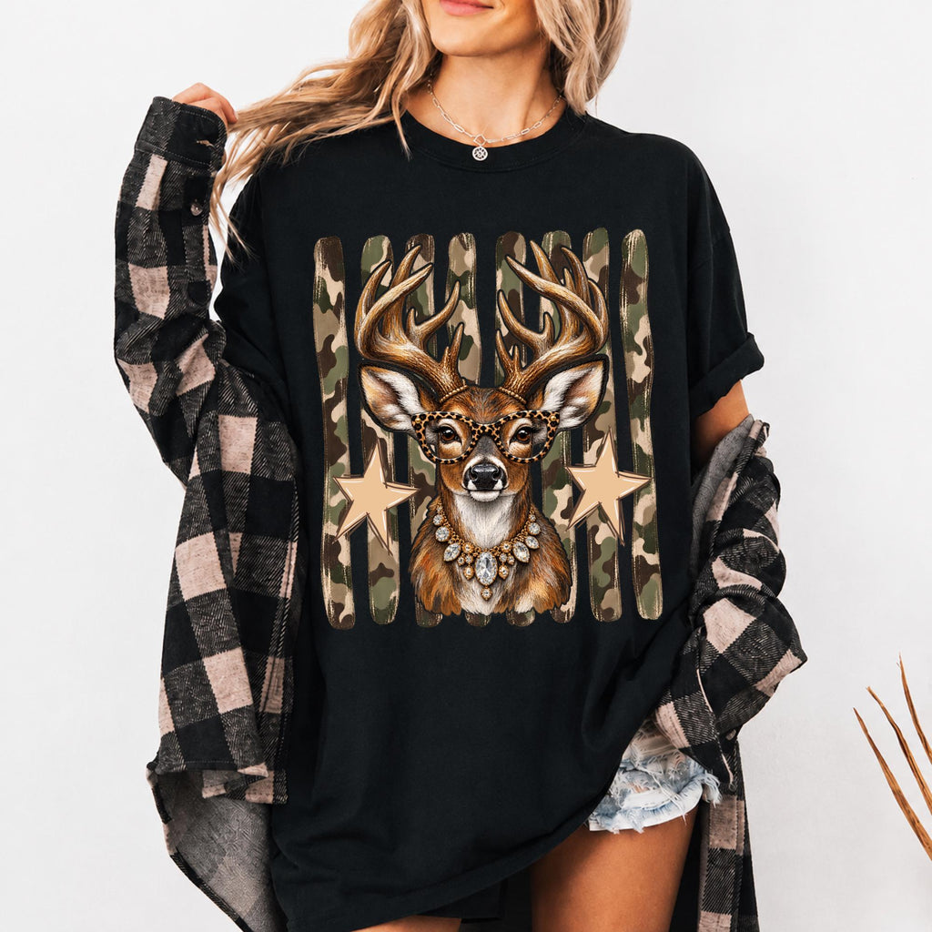glam whitetail deer with leopard glasses and camo stars PNG design - image 6