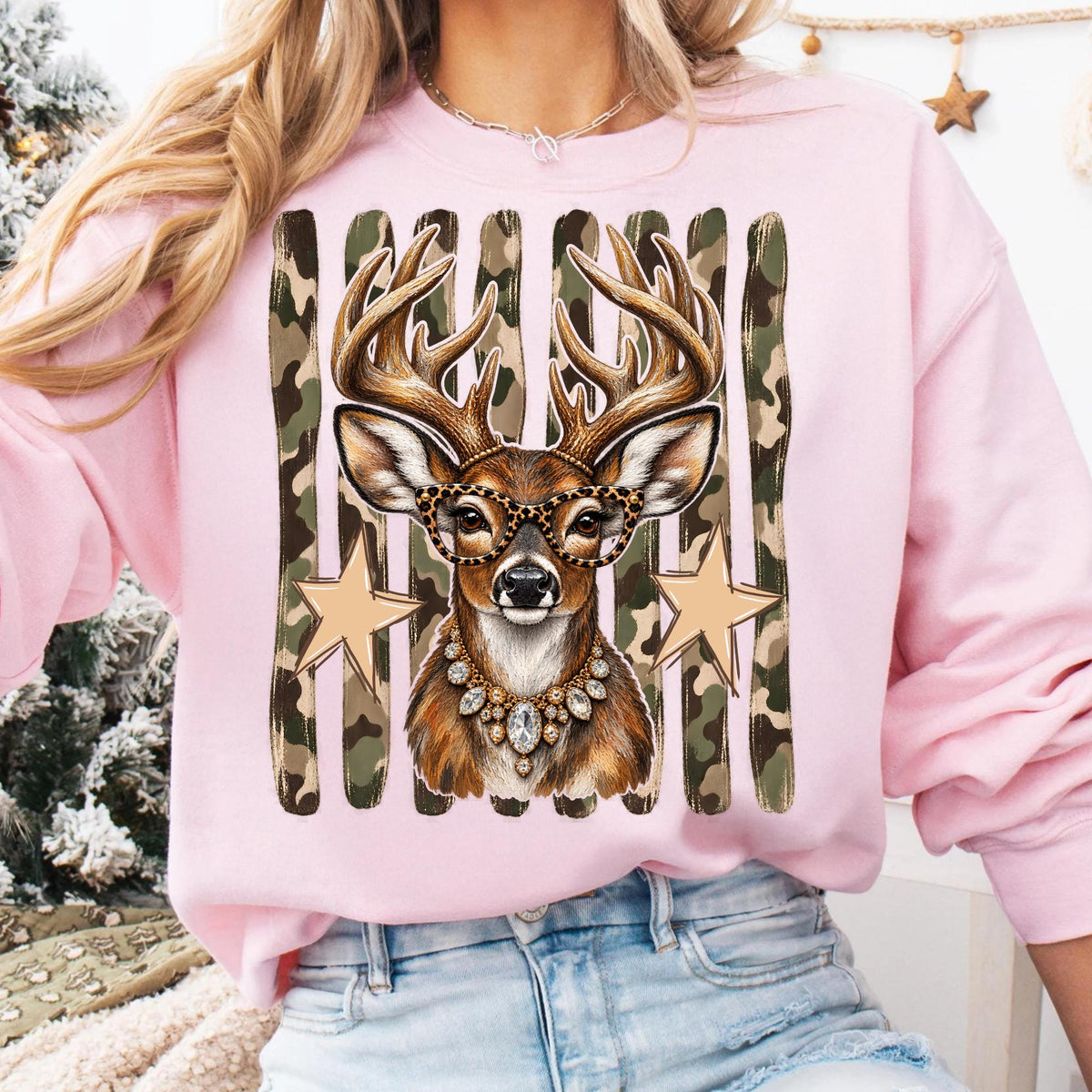 glam whitetail deer with leopard glasses and camo stars PNG design - image 5