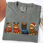 Christmas cats in cozy sweaters PNG design - image 4